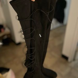 Black knee boots size 7.5